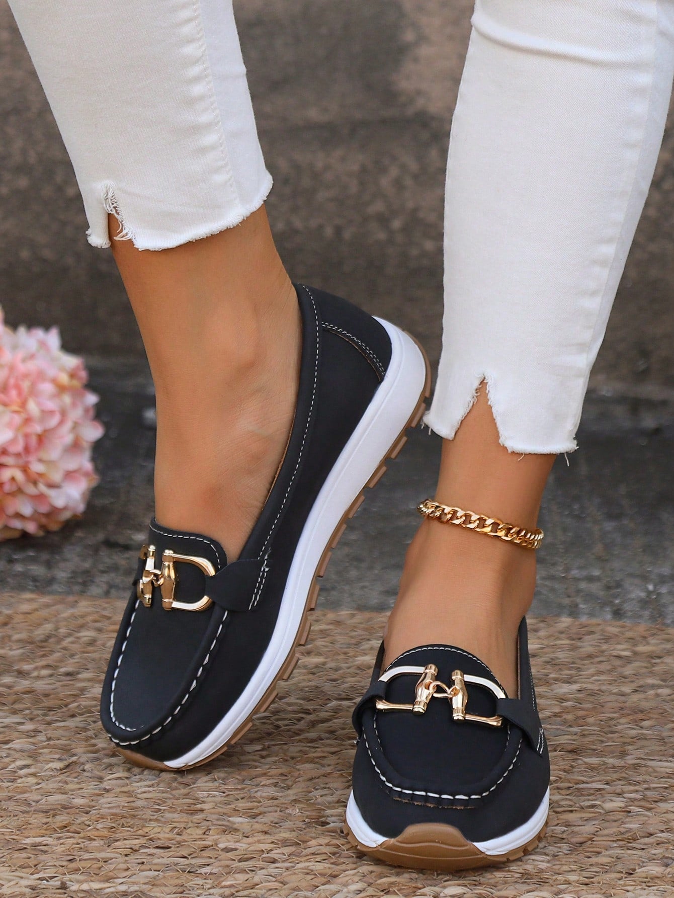 Dana | Flat Buckle Loafers