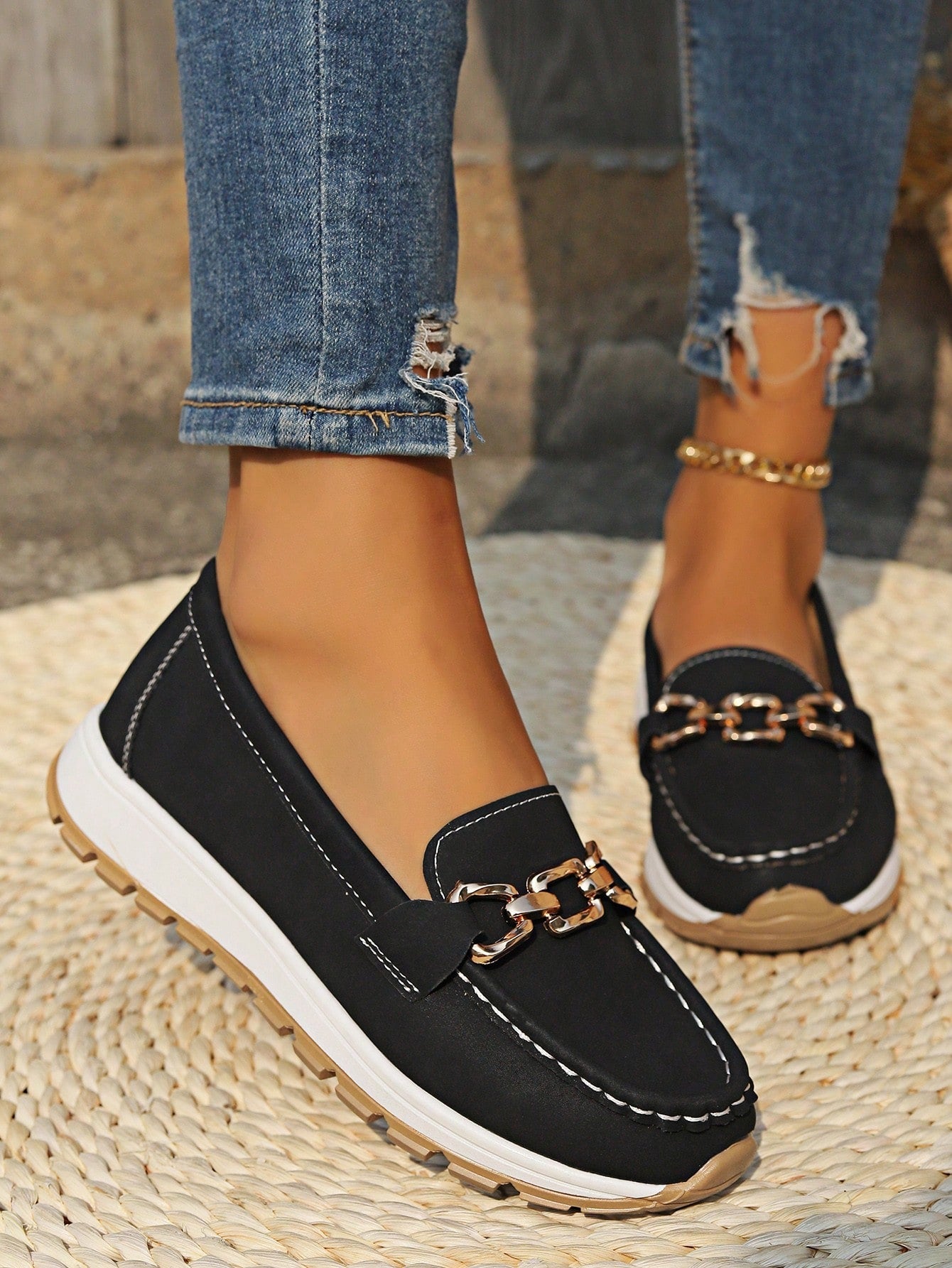 Dana | Flat Buckle Loafers