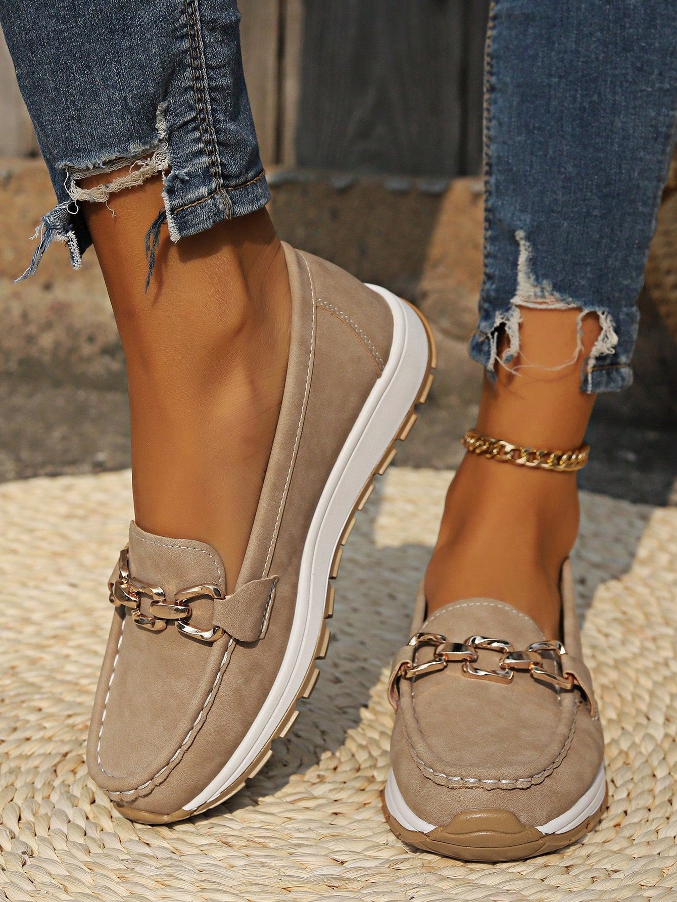 Dana | Flat Buckle Loafers