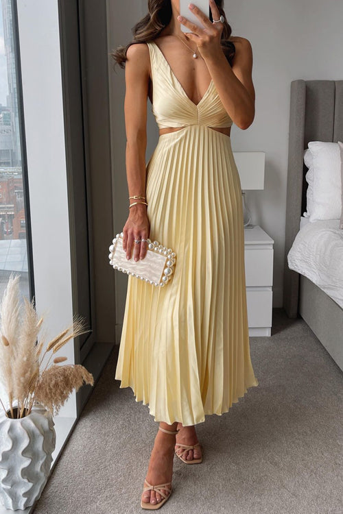 Violeta | Cut Out Waist Sleeveless Pleated Maxi Dress
