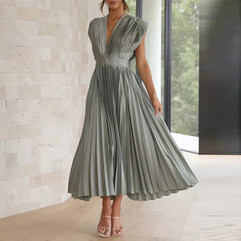 Kendall | V-Neck Maxi Dress with Pleats