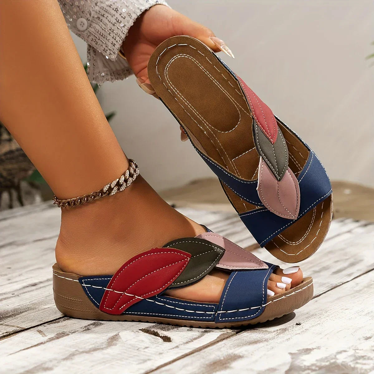 Tawnie | Slip-on Sandals