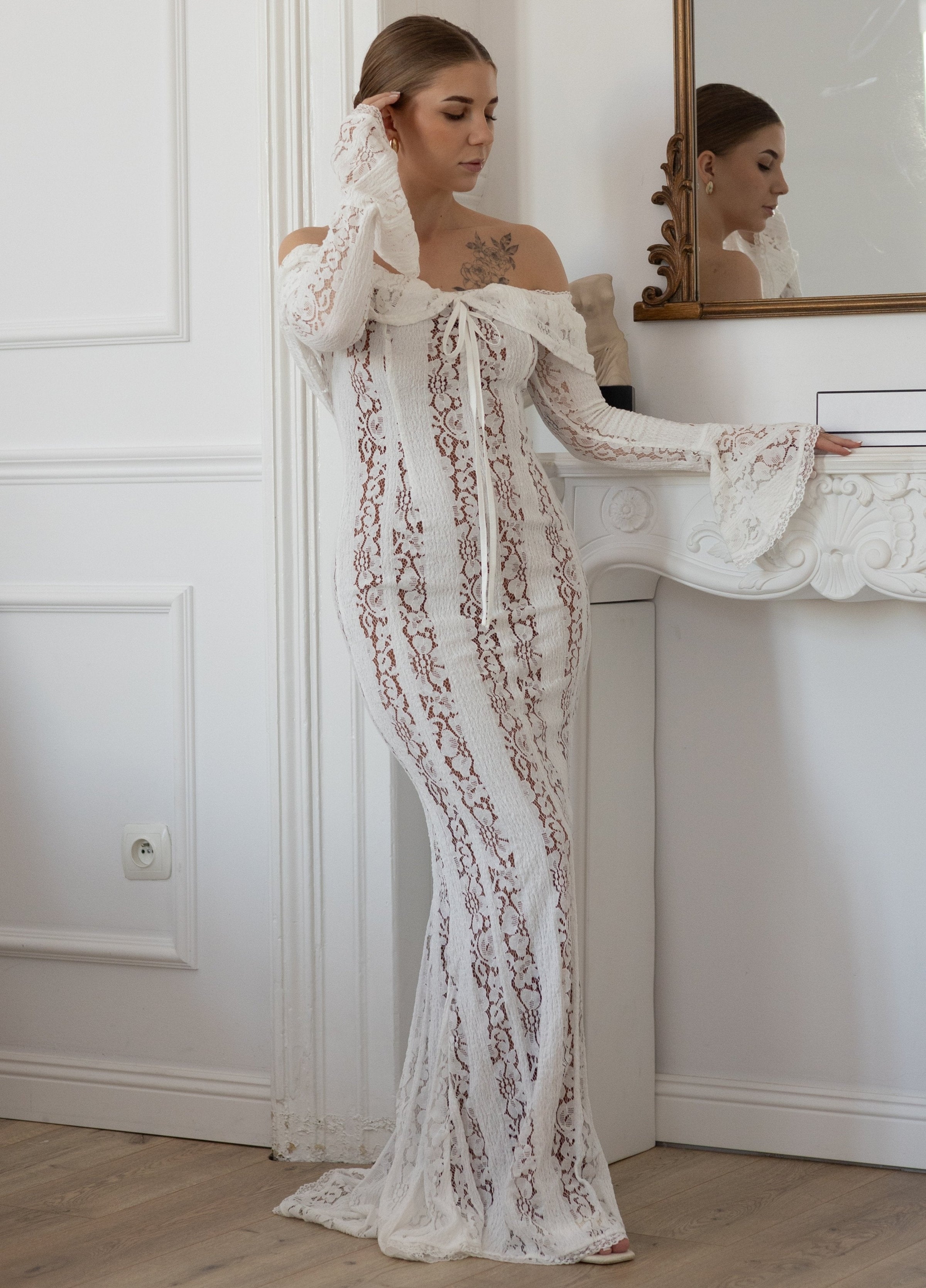 Zorah | Lace Maxi Dress – White
