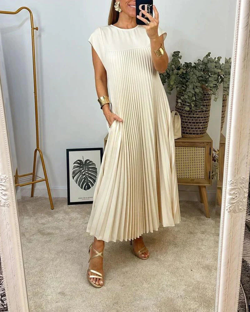 Samiya | Sleeveless Pleated Dress