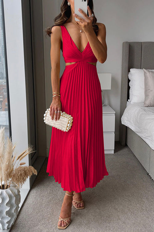 Violeta | Cut Out Waist Sleeveless Pleated Maxi Dress