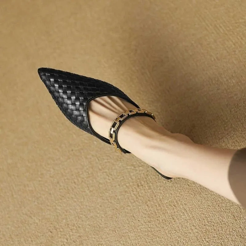 Dayanara | Pointed Slippers