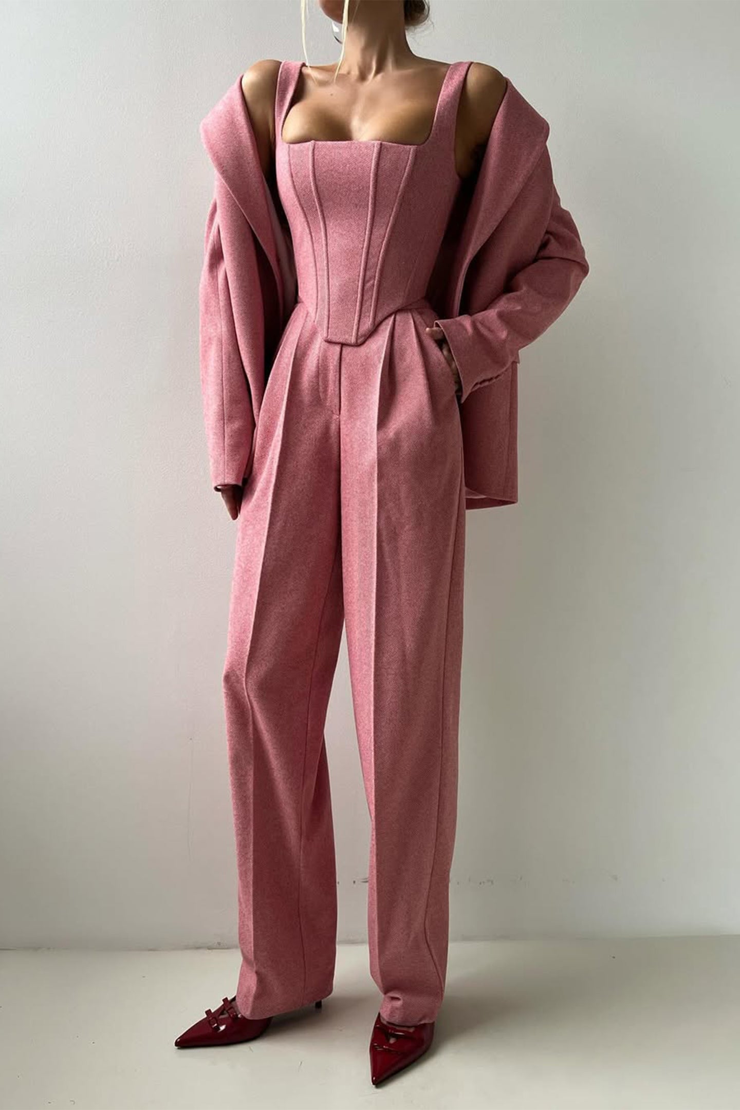 Pilar | Three-Piece Set with Double-Breasted Blazer