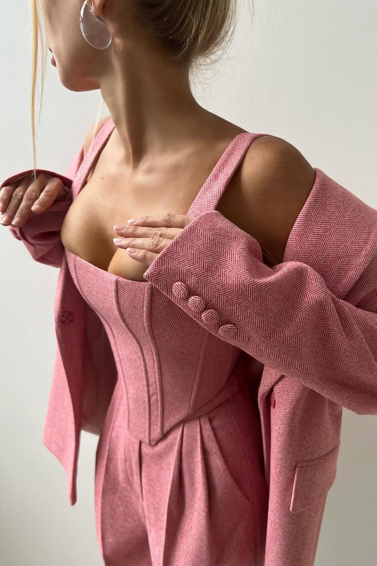 Pilar | Three-Piece Set with Double-Breasted Blazer