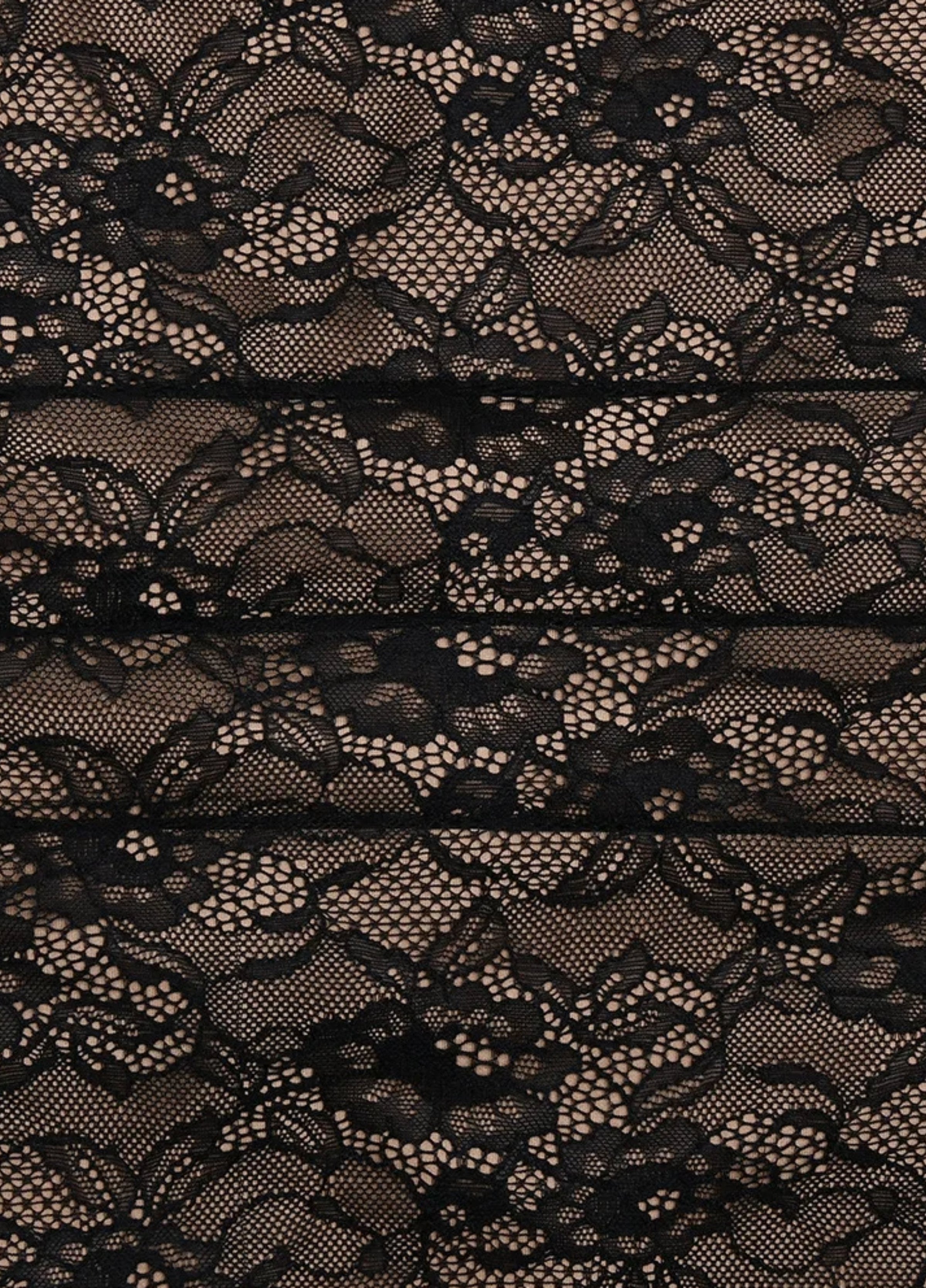 Mia | Noir Lace Maxi Dress