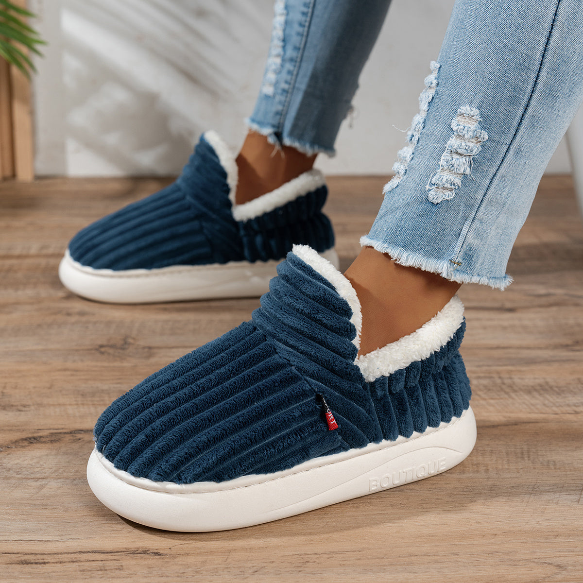 Carolyn | Cozy Winter Slippers