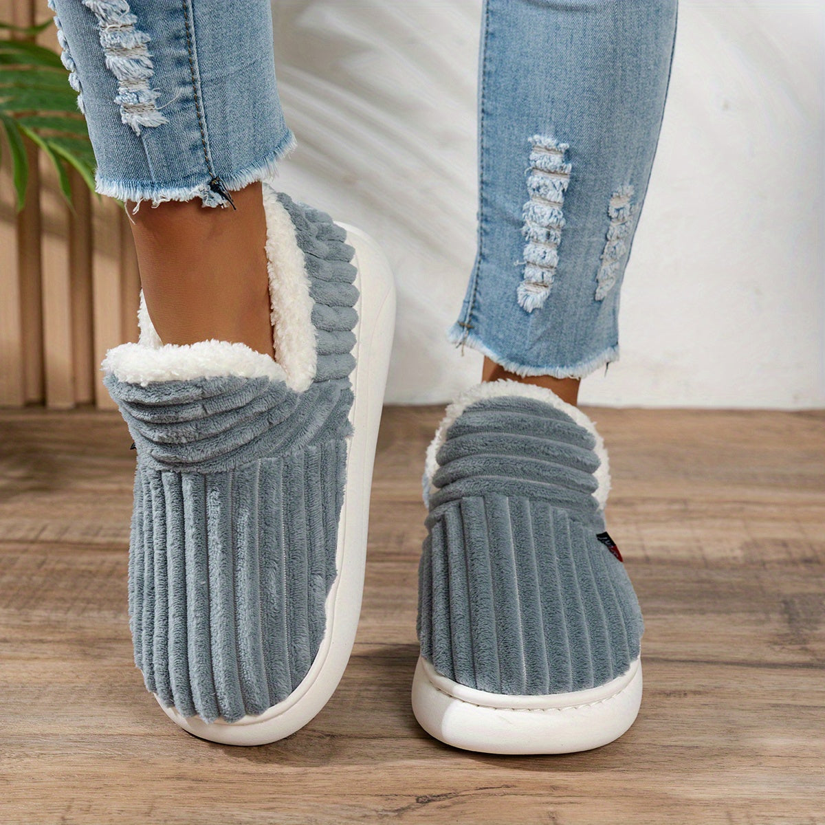 Carolyn | Cozy Winter Slippers