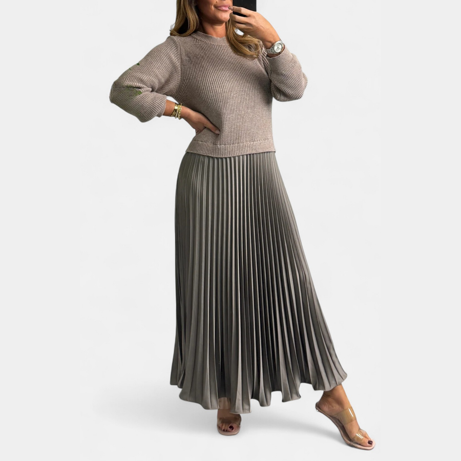 Karlee | Maxi Dress with Sweater and Pleated Skirt