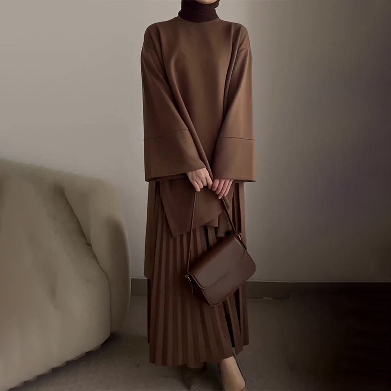 Shia | Elegant Two-Piece Women's Set with Pleats